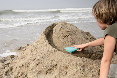 QUUT Zestaw 2 łopatek wielofunkcyjnych z piłeczką Cuppi Banana Blue