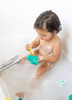 QUUT Klocki piankowe do nawlekania do kąpieli Beedi Croco