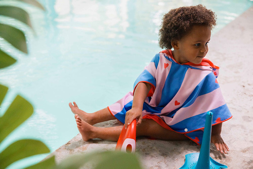 QUUT Dwustronne poncho kąpielowe dla dzieci Cherry Red